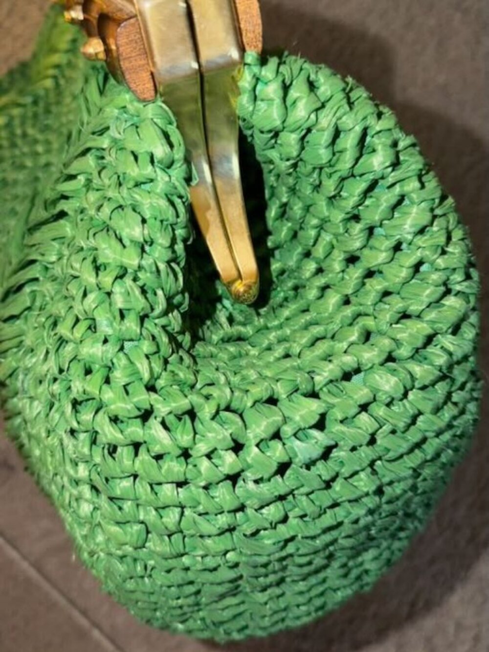 Vintage Large GreenRaffia Bag Italy with Bamboo handle. - Picture 2 of 6